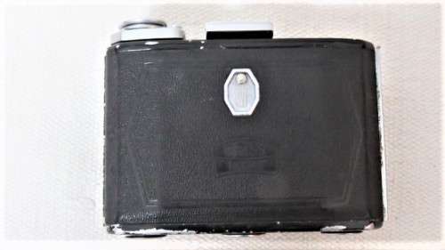 Vintage 1938 German Made Zeiss Ikon Ikonta 521 Camera With Leather Case SOLD AS IS