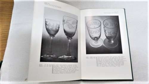 Rare Vintage 1971 Hardcover Book `Woodstock Glass` By Paul Hodgkiss 109 Pgs 14,5 x 22 cm