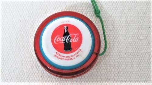 Awesome Vintage 1980`s Genuine Russel Coca-Cola Super Yo-Yo With String 60 x 35 mm