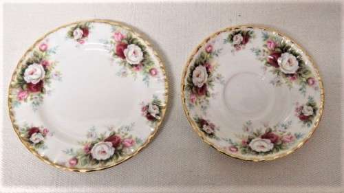Stunning Vintage Royal Albert Bone China `Celebration` Trio