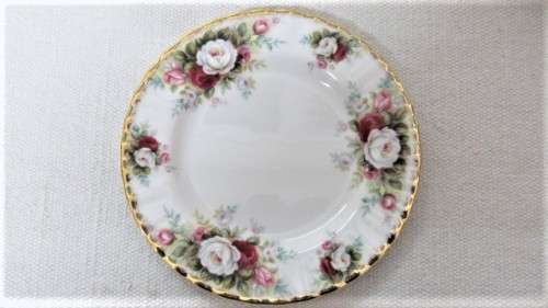 Stunning Vintage Royal Albert Bone China `Celebration` Trio
