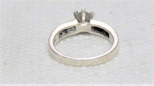 Fabulous Vintage Sterling Silver Ring Round Clear Stone Prong Setting Size: Q (4.2 g)