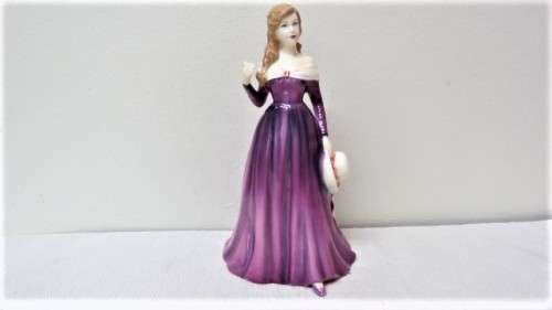 Vintage Royal Doulton Bone China Hand Made & Hand Decorated `Melissa` HN 3885 Figurine H: 215 mm