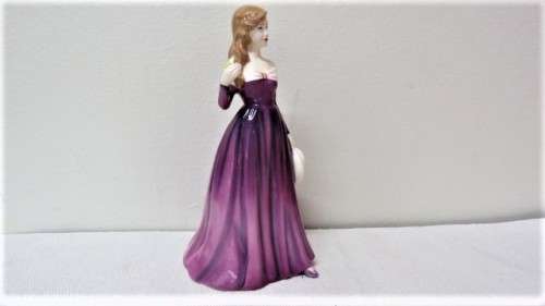 Vintage Royal Doulton Bone China Hand Made & Hand Decorated `Melissa` HN 3885 Figurine H: 215 mm