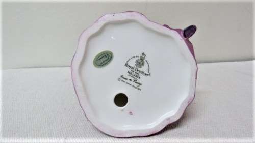 Vintage Royal Doulton Bone China Hand Made & Hand Decorated `Melissa` HN 3885 Figurine H: 215 mm