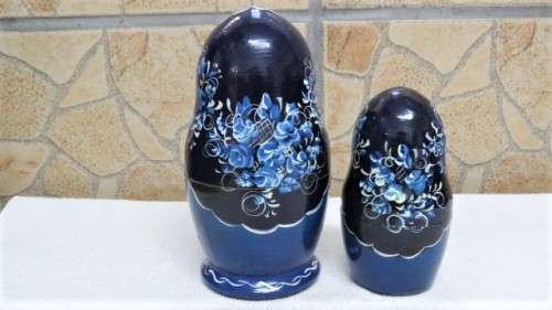 Superb Vintage Five Piece Wooden Russian Matryoshka Nesting Doll Set H: 145 mm