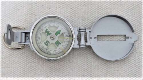 Awesome Vintage Engineer Lensatic Directional Compass 53 x 75 x 23 mm