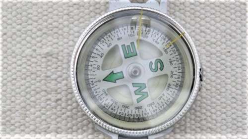 Awesome Vintage Engineer Lensatic Directional Compass 53 x 75 x 23 mm
