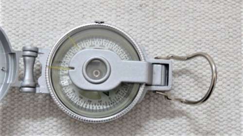 Awesome Vintage Engineer Lensatic Directional Compass 53 x 75 x 23 mm