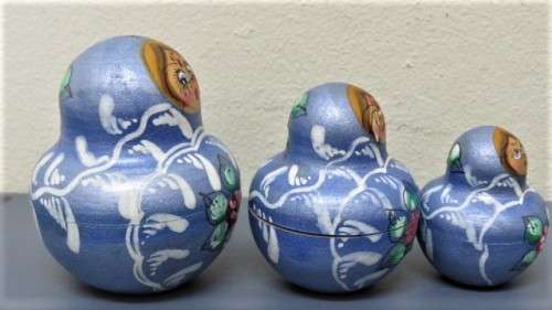 Lovely Vintage 10 Piece Hand Painted Russian Matryoshka Nesting Doll Set Signed H: 120 mm