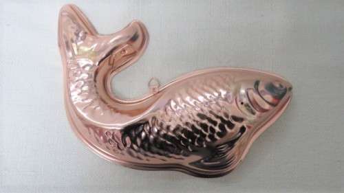 Two Vintage Lightweight Copper Coloured Fish Shaped Jelly Moulds L: 305 mm (RELISTED ITEM)