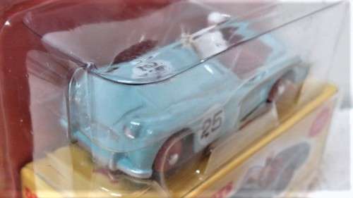 Boxed And Sealed Die Cast DeAgostini Dinky Toys Triumph TR2 Sports #111 Scale 1:43
