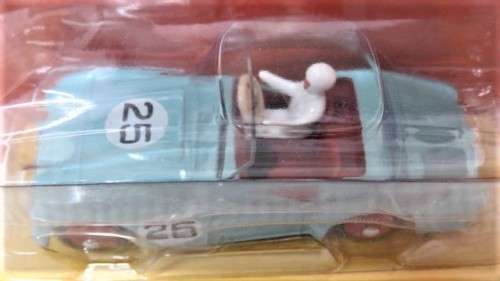 Boxed And Sealed Die Cast DeAgostini Dinky Toys Triumph TR2 Sports #111 Scale 1:43
