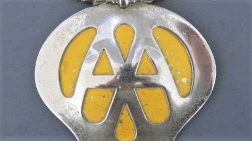 Vintage Metal South Africa/Suid Afrika Automobile Association (AA) Car Badge B70764 137 x 95 mm