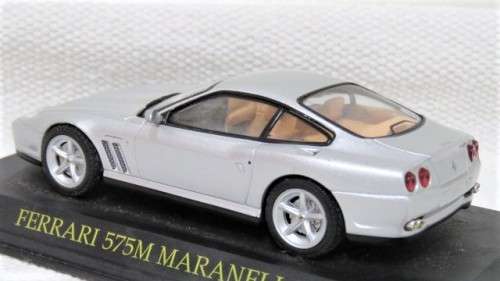 Die Cast Ferrari 575M Maranello Missing Mirror No Plastic Cover Scale 1:43 L: 105 mm SOLD AS IS