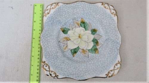 Lovely Vintage Tuscan Fine Bone China Square Plate Tab Handles Gold Gilt Trim 220 x 220 mm