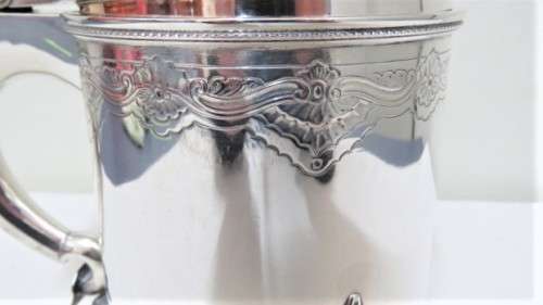 Exquisite Antique Swedish Hallmarked C.G. Hallberg 1898 Silver Pint Tankard H: 15 cm (702 g)