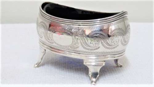 Antique Hallmarked London Elizabeth Morley George III 1811 Silver Salt Pot Blue Glass Inner (63 g)