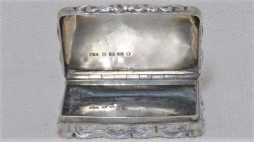 Superb Antique Hallmarked Birmingham George Unite 1881-82 Silver Snuff Box 65 x 40 mm (58 g)