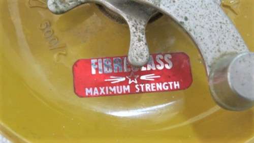 Vintage 1980s Charles Alvey & Son Brisbane Australia Fibreglass Fishing Reel (500 C5 7) SOLD AS IS