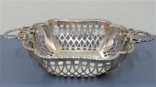 Hallmarked Antique Birmingham Synyer & Beddoes George V 1913 Silver Bon Bon Dish 160 x 35 mm 90 g