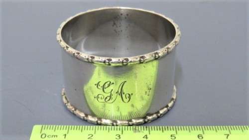 Hallmarked Vintage Sheffield RF Mosley 1924-25 Monogrammed Silver Serviette Ring 48 x 30 mm (39 g)