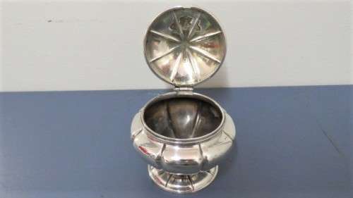 H/marked Antique London William Bateman & Daniel Ball 1840-41 Silver Sugar Bowl H: 60 mm (160 g)
