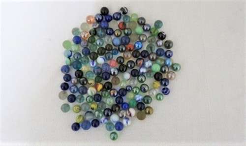 Wonderful Collection of 150 Vintage Marbles Various Sizes And Colours SOLD AS IS