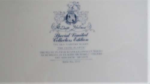 Vintage Oude Molen Fabriek Delft Special Limited Collectors Edition `The Flute Player` Plate 260 mm