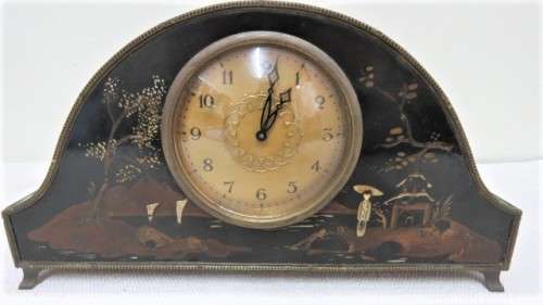 Beautiful Vintage Chinoiserie Decorated Mantel Clock In Working Order SOLD AS IS 27,5 x 7 x 15 cm