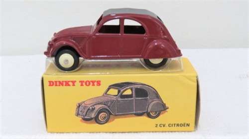 Superb Boxed Dinky Toys DeAgostini Die Cast 2 CV Citroen #24 T Scale 1:43 L: 89 mm