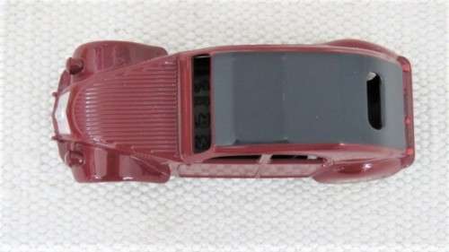 Superb Boxed Dinky Toys DeAgostini Die Cast 2 CV Citroen #24 T Scale 1:43 L: 89 mm