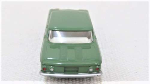 Boxed Dinky Toys Editions Atlas Die Cast Chevrolet `Corvair` #552 Scale 1:43 L: 105 mm