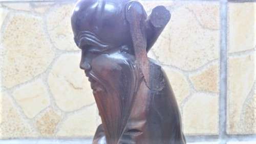 Vintage Rosewood Hand Carved Chinese Immortal God of Prosperity Shou Figurine H: 32 cm SOLD AS IS