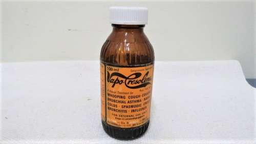 Fantastic Vintage Vapo-Cresolene Burner Lamp With Boxed Bottle of Cresolene Liquid H: 165 mm