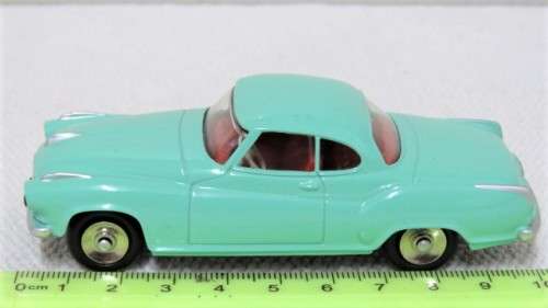 Boxed Dinky Toys DeAgostini Die Cast 1961 Coupe Borgward `Isabella` #549 Scale 1:43 L: 102 mm