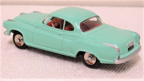 Boxed Dinky Toys DeAgostini Die Cast 1961 Coupe Borgward `Isabella` #549 Scale 1:43 L: 102 mm