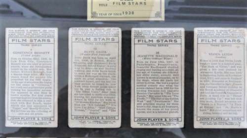 Vintage John Player & Sons 1938 Framed Genuine Cigarette Cards 12 Film Stars 30,5 x 36,5 cm