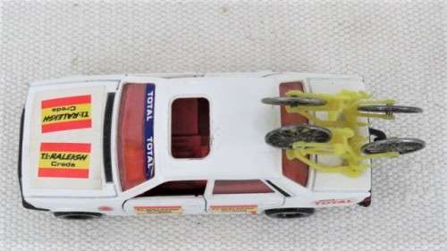 Rare 1981 Corgi D/Cast Peugeot 505 STI `Tour De France` Team Car Bikes/Riders 1:36 No Box SOLD AS IS