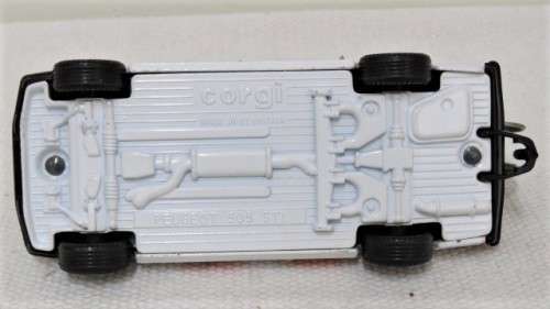 Rare 1981 Corgi D/Cast Peugeot 505 STI `Tour De France` Team Car Bikes/Riders 1:36 No Box SOLD AS IS