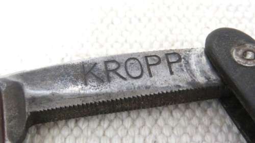 Vintage Kropp Cutthroat Straight Razor In Box Wood Handle Ground in Hamburg L: 260 mm SOLD AS IS