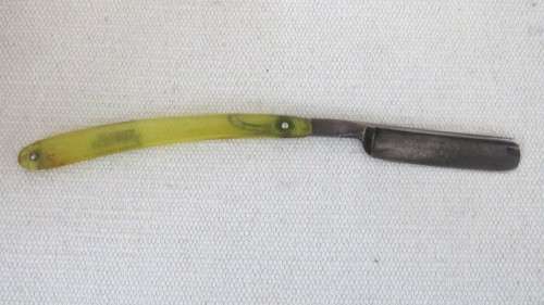 Vintage Bismarck Solingen Cutthroat Straight Razor Original Box Yellow Transparent Handle L: 240 mm
