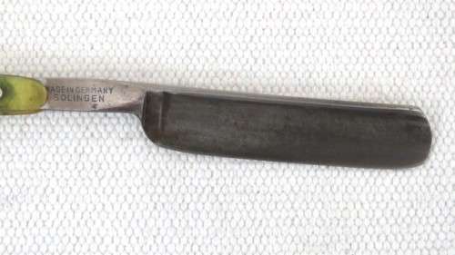 Vintage Bismarck Solingen Cutthroat Straight Razor Original Box Yellow Transparent Handle L: 240 mm
