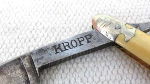 Vintage Boxed Kropp Cutthroat Straight Razor Bakelite Handle Made in England Ground in Hamburg 24 cm