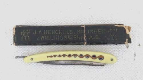 Vintage J.A. Henckels Solingen Zwillingswerk Cutthroat Razor Original Box Decorated Handle 23,5 cm