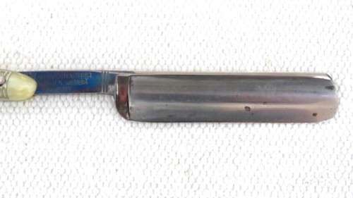 Vintage Boxed Brah & Plumacher Solingen-Weyer Blue Diamond Cutthroat Razor Mother Of Pearl Handle