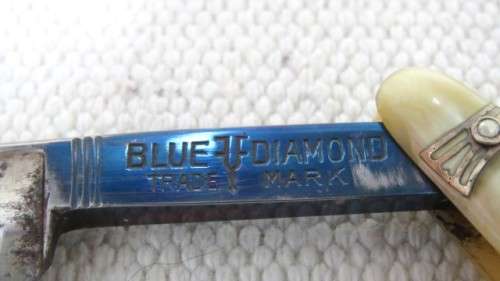 Vintage Boxed Brah & Plumacher Solingen-Weyer Blue Diamond Cutthroat Razor Mother Of Pearl Handle