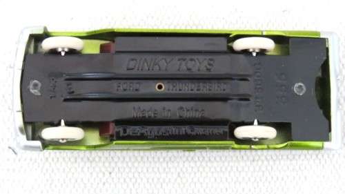 Boxed Dinky Toys DeAgostini Die Cast Ford `Thunderbird` #555 Scale 1:43 L: 120 mm