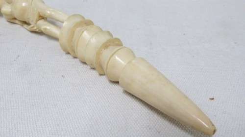 Superb Antique Hand Carved Ivory Figurine L: 45,5 cm