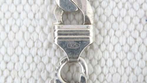 Stunning Vintage Sterling Silver Chunky `Italy` Men`s 11 mm Curb Chain Bracelet L: 113 mm (31.3 g)